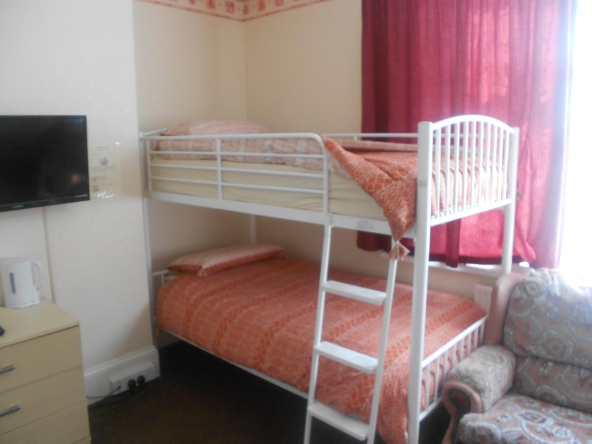 St Annes Bed & Breakfast Great Yarmouth Dış mekan fotoğraf