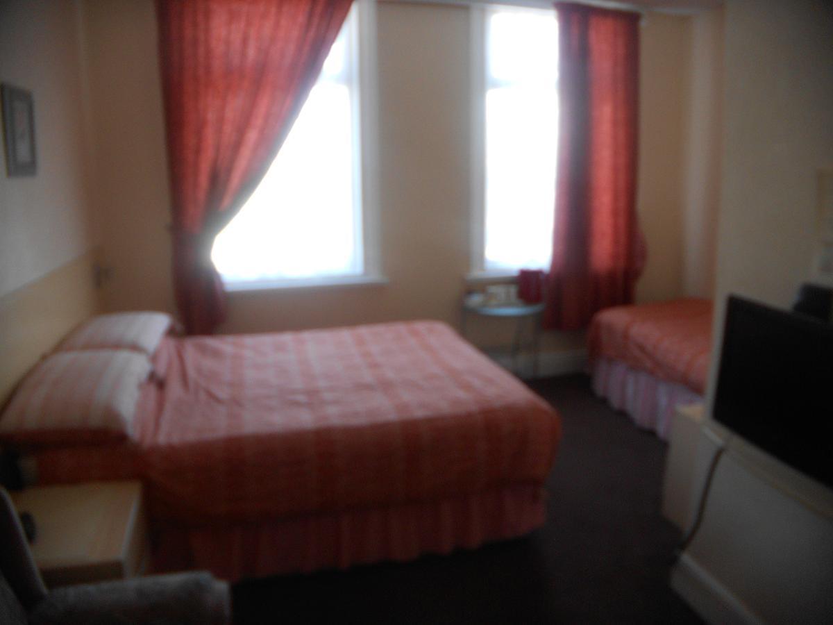 St Annes Bed & Breakfast Great Yarmouth Dış mekan fotoğraf