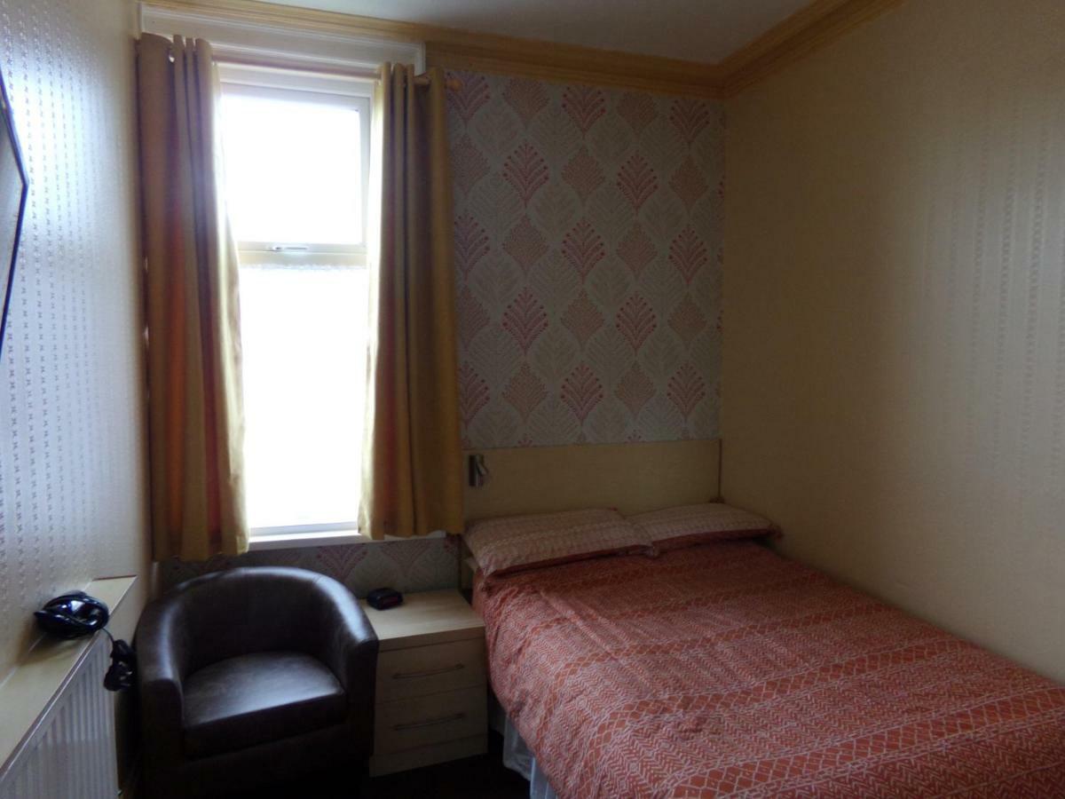 St Annes Bed & Breakfast Great Yarmouth Dış mekan fotoğraf