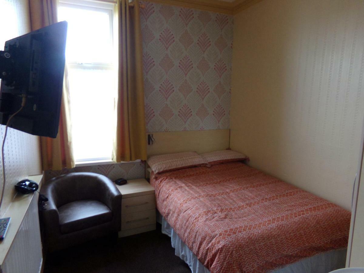 St Annes Bed & Breakfast Great Yarmouth Dış mekan fotoğraf